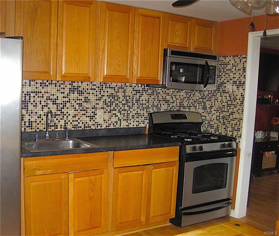 Property Photo: 7 N Wayne Avenue NY 10993