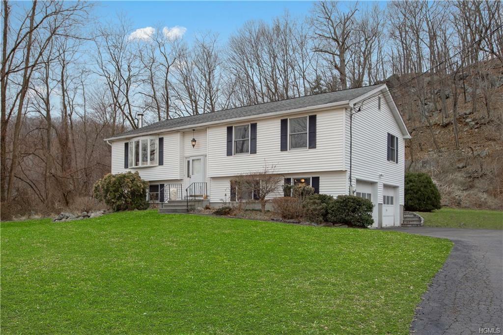 21 Doris Lee Drive  Cortlandt Manor NY 10567 photo