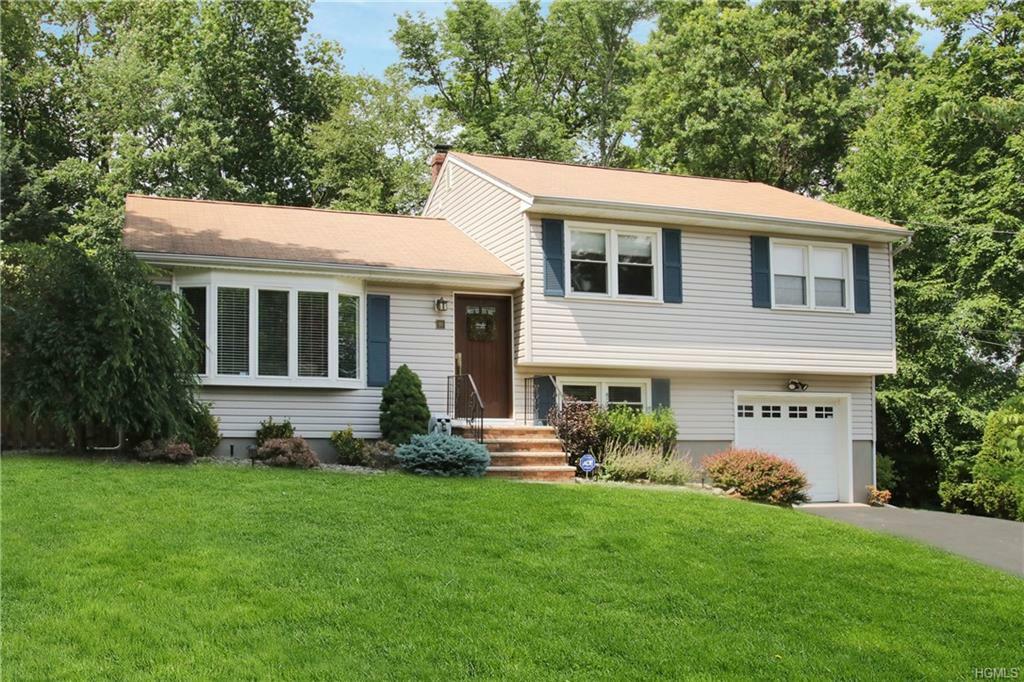 Property Photo:  10 Clearview Road  NY 10956 