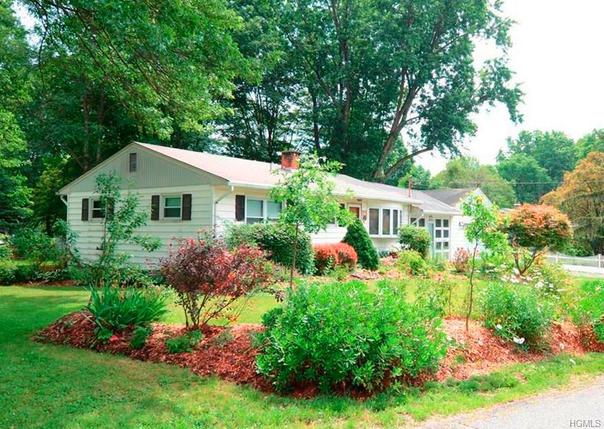 Property Photo:  54 Berry Lane  NY 10919 