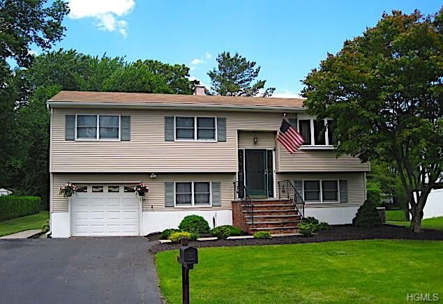 Property Photo: 32 Nordica Circle NY 10980