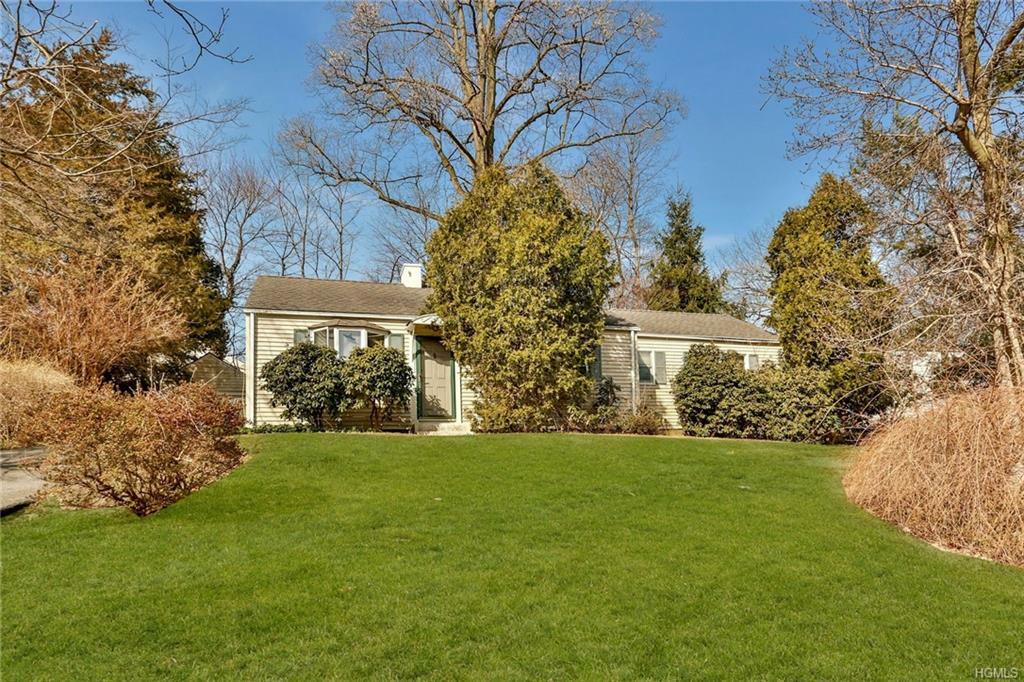 Property Photo:  86 Whittier Drive  NY 10594 