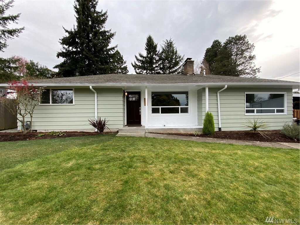 Property Photo:  233 SW 184th St  WA 98166 