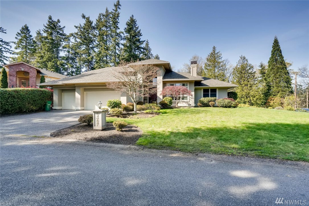 Property Photo:  5307 Eagle Bluff Lane  WA 98275 