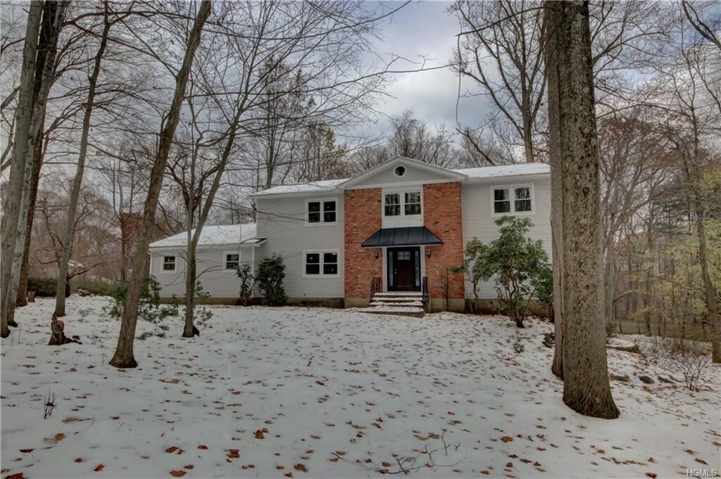Property Photo:  148 Trails End  NY 10956 