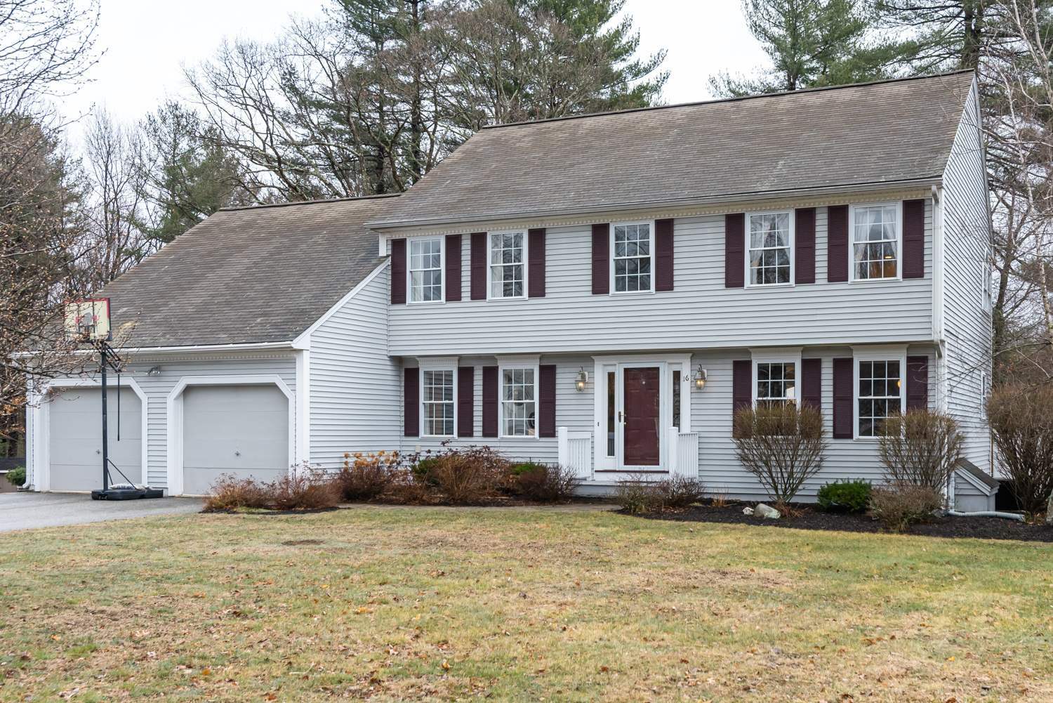 Property Photo:  16 Partridge Lane  NH 03865 