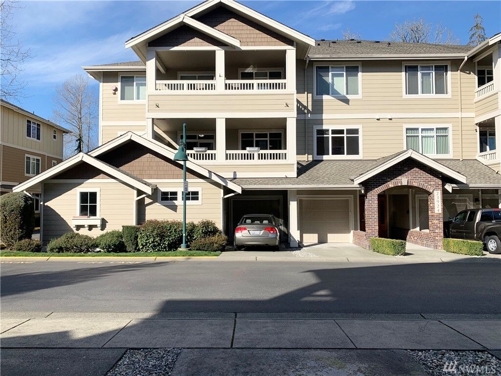 Property Photo:  23924 NE 115th Lane 204  WA 98053 