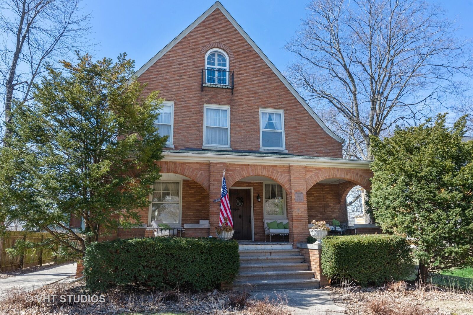 Property Photo:  431 Somonauk Street  IL 60178 