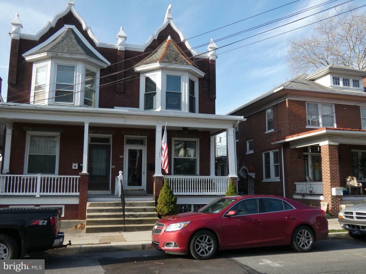 Property Photo: 170 E Emaus Street PA 17057