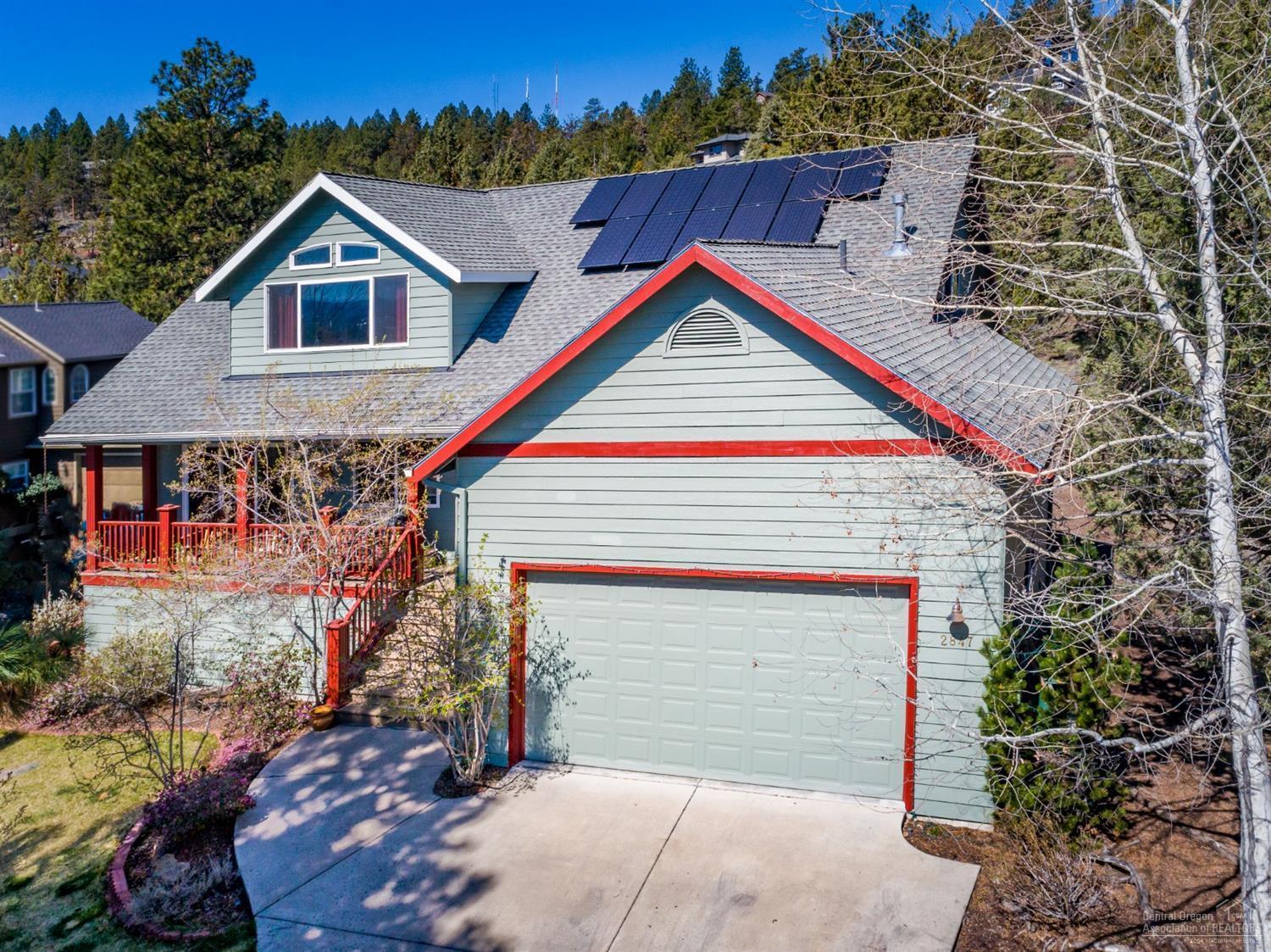 Property Photo: 2847 NW Fairway Heights Drive OR 97703