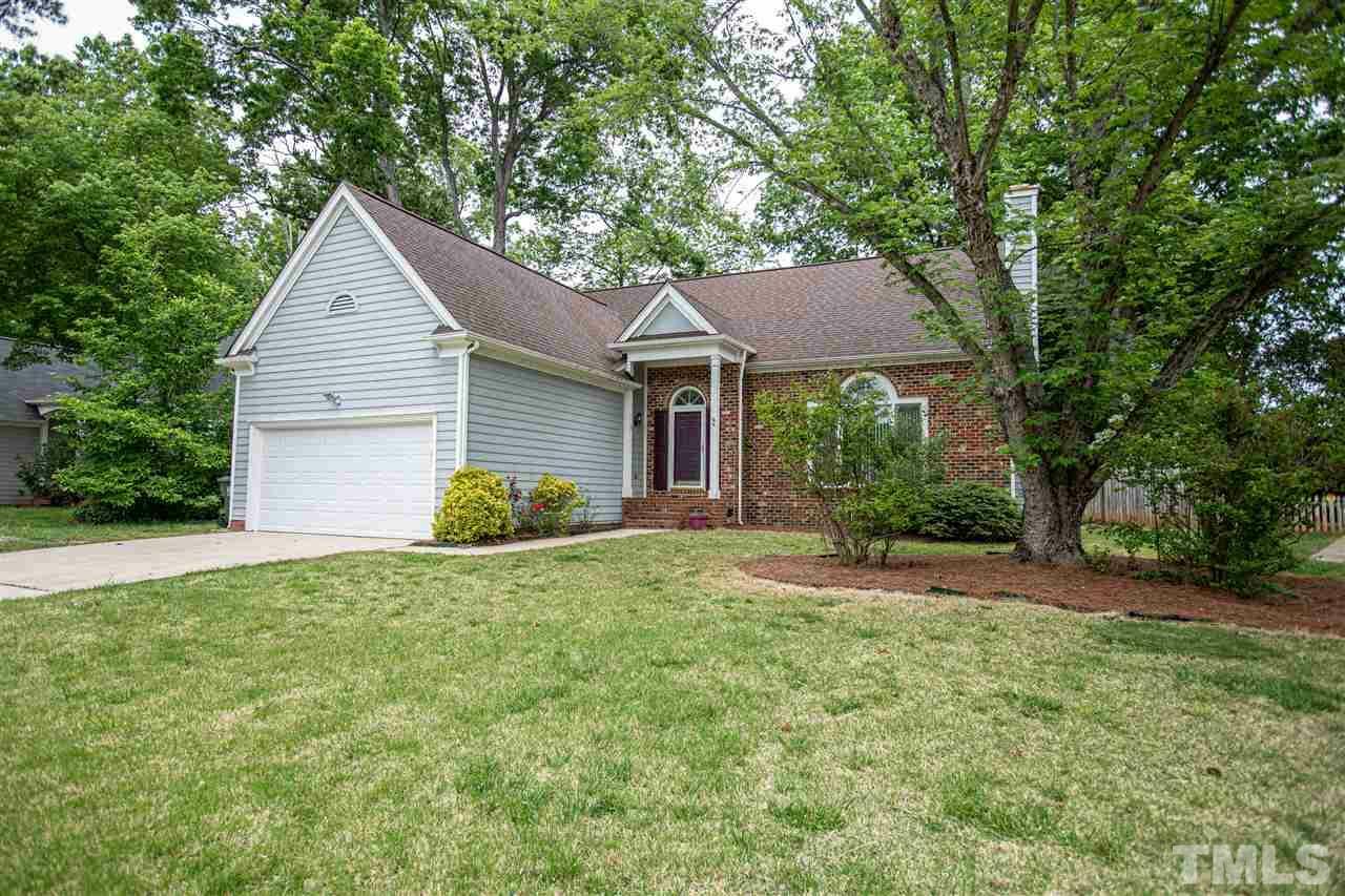 Property Photo:  123 E Laurenbrook Court  NC 27518 