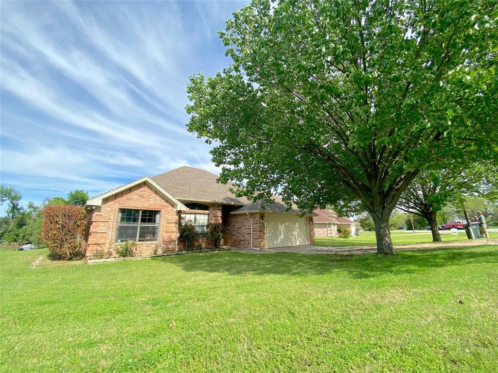 Property Photo:  4103 N Chisholm Trail  TX 76048 