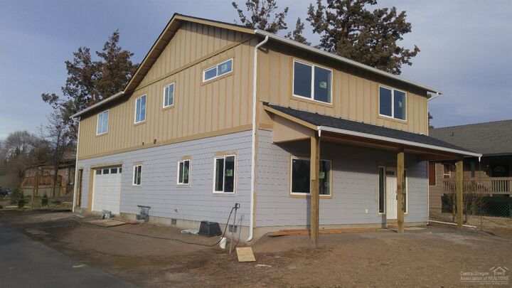 1972 NE Jackson Avenue  Bend OR 97701 photo