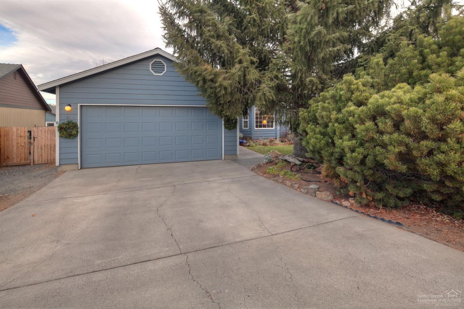 Property Photo: 1954 NE Windy Tree Court OR 97701