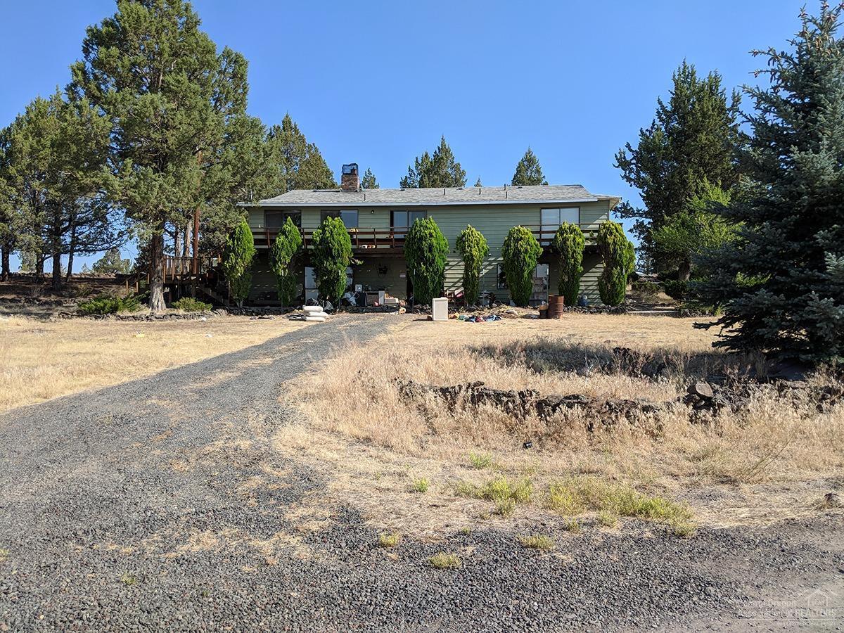 Property Photo:  6161 SE Riordan Road  OR 97754 