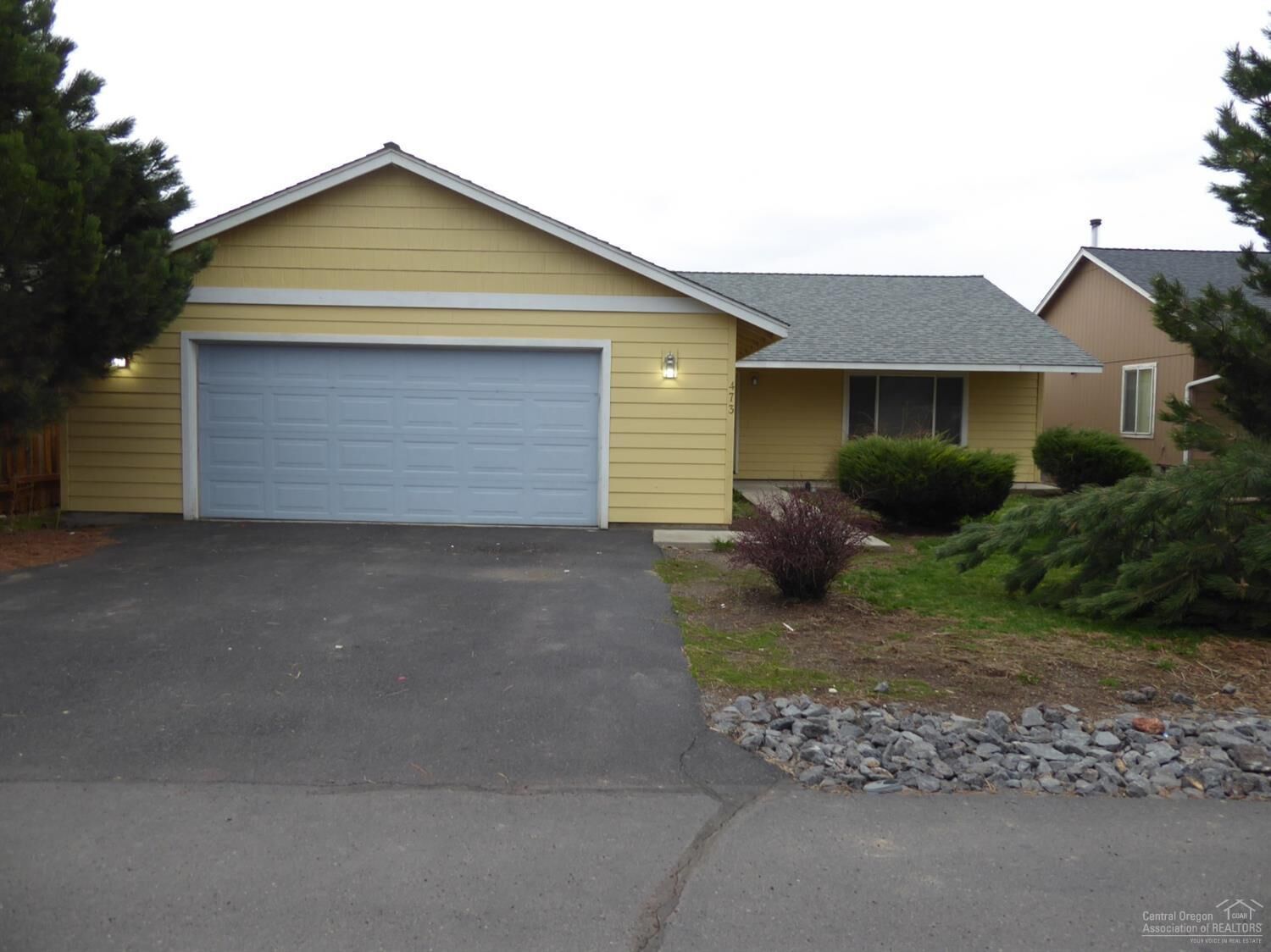 Property Photo:  473 SE Ponderosa Drive  OR 97741 