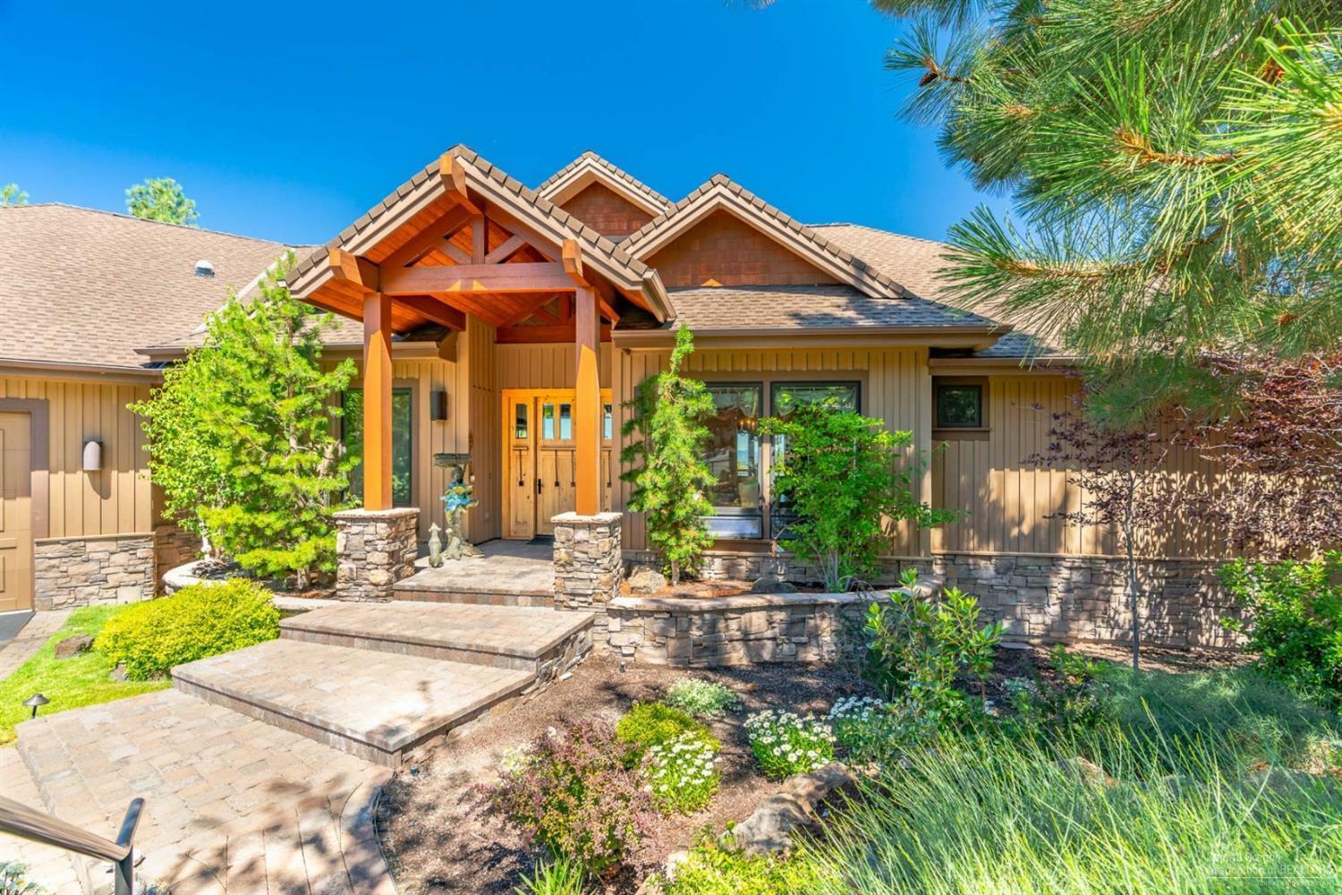 Property Photo: 1420 NW Remarkable Drive OR 97703