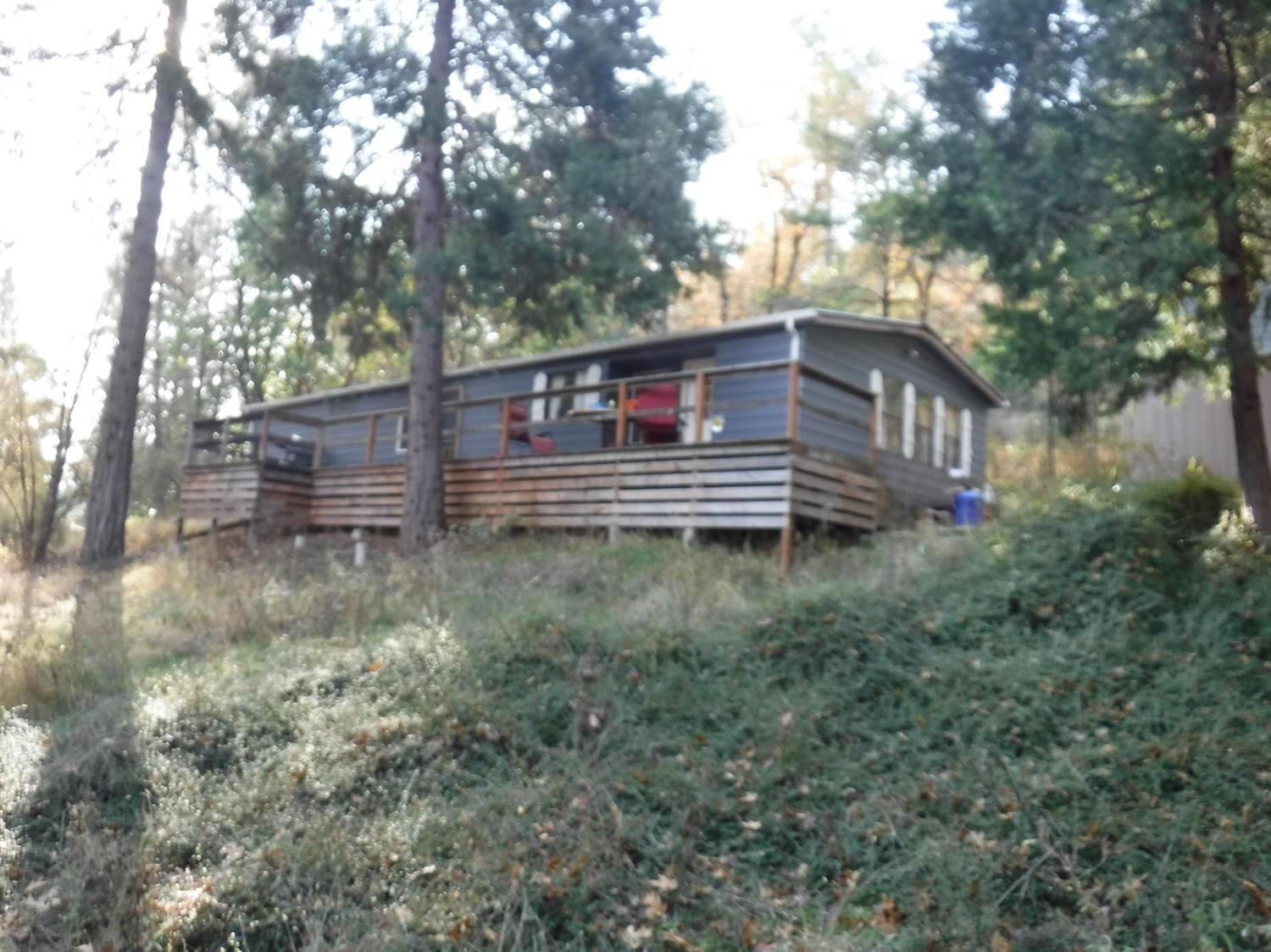 Property Photo: 2222 W Jones Creek Road OR 97526