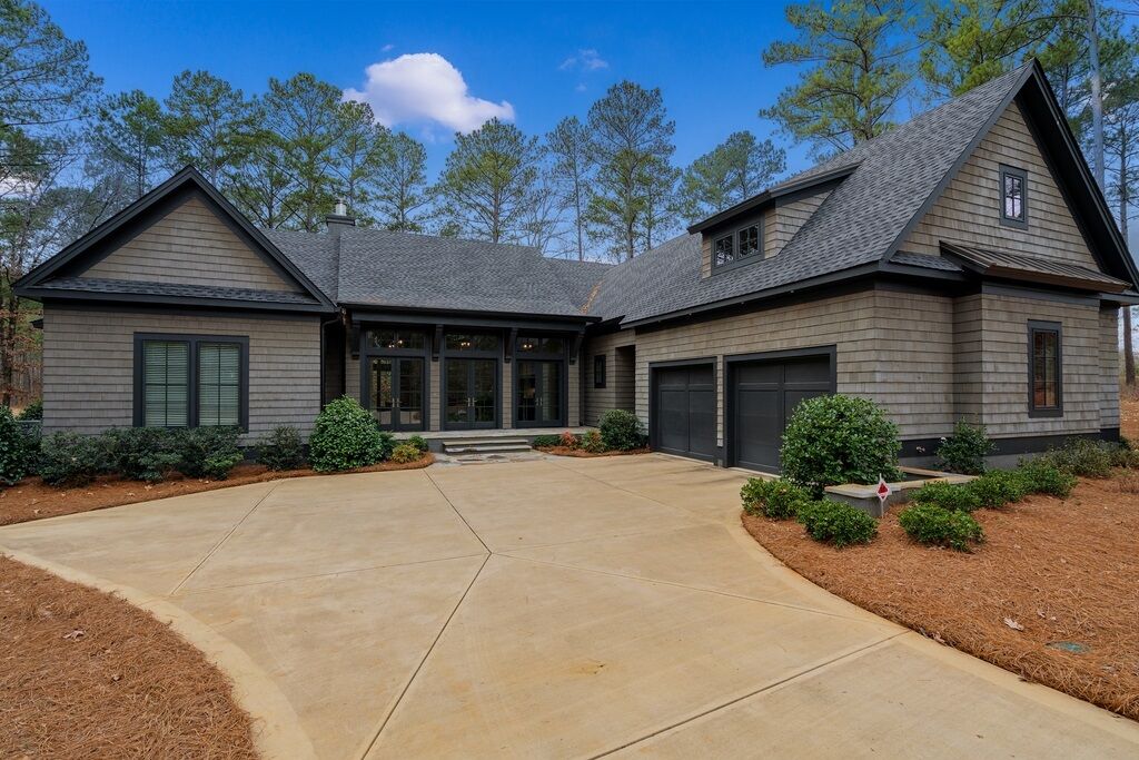 Property Photo: 1060 Sugar Run GA 30642