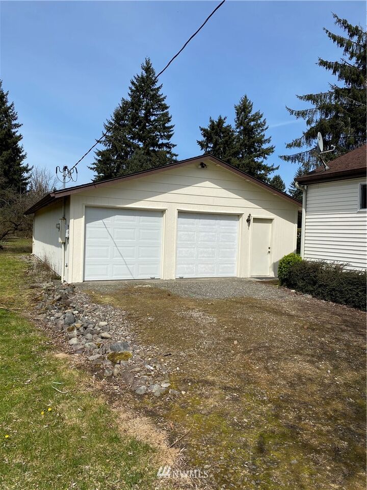 Property Photo: 2811 Borst Avenue WA 98531