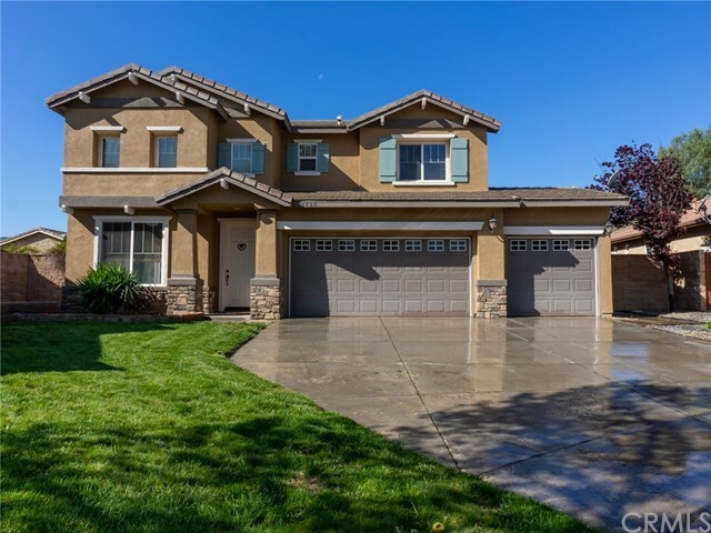 Property Photo: 14860 Noblewood Circle CA 92530
