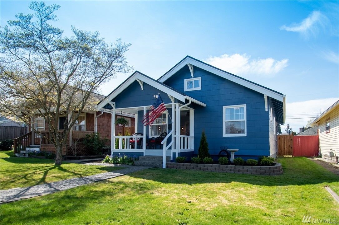 Property Photo:  4528 S D Street  WA 98418