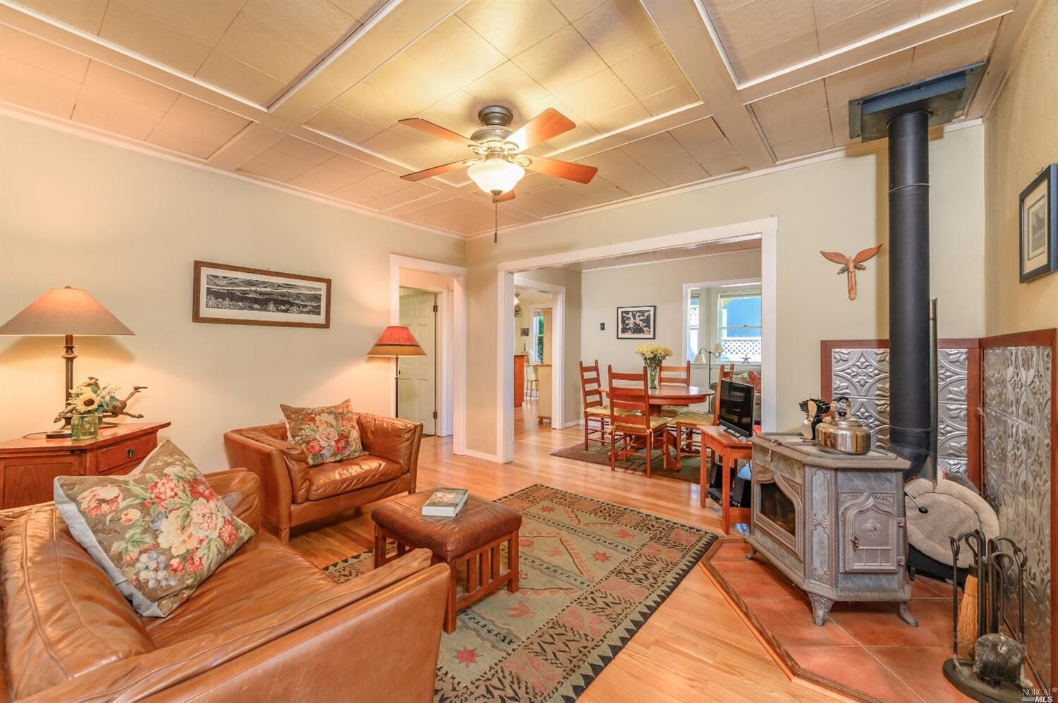 Property Photo:  106 Sunnyside Avenue  CA 95476 