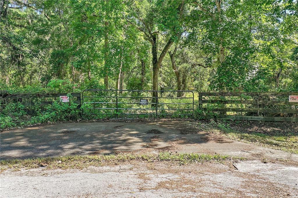 Property Photo:  SE 181st Terrace  FL 32195 