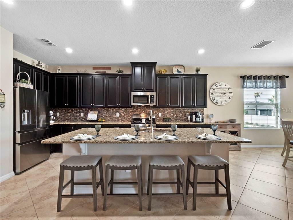 Property Photo: 1057 Sadie Ridge Road FL 34715