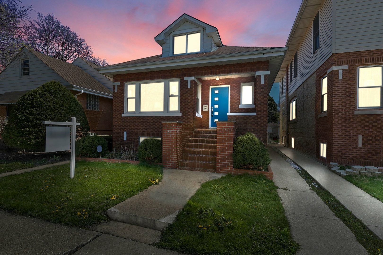 Property Photo:  1505 Clinton Avenue  IL 60402 