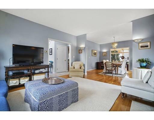 Property Photo:  551 Saw Mill Brook Parkway Sf  MA 02459 