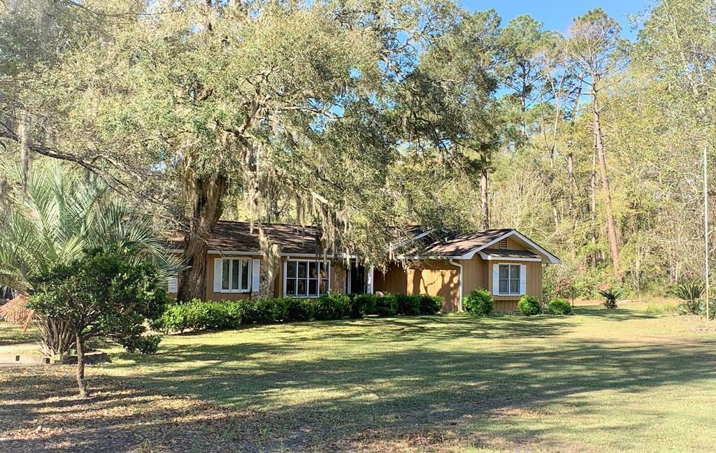 Property Photo:  406 Deerwood Road  GA 31313 