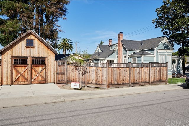 Property Photo:  605 Myrtle Street  CA 93420 