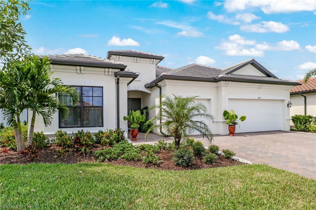 Property Photo:  2146 Antigua Ln  FL 34120 