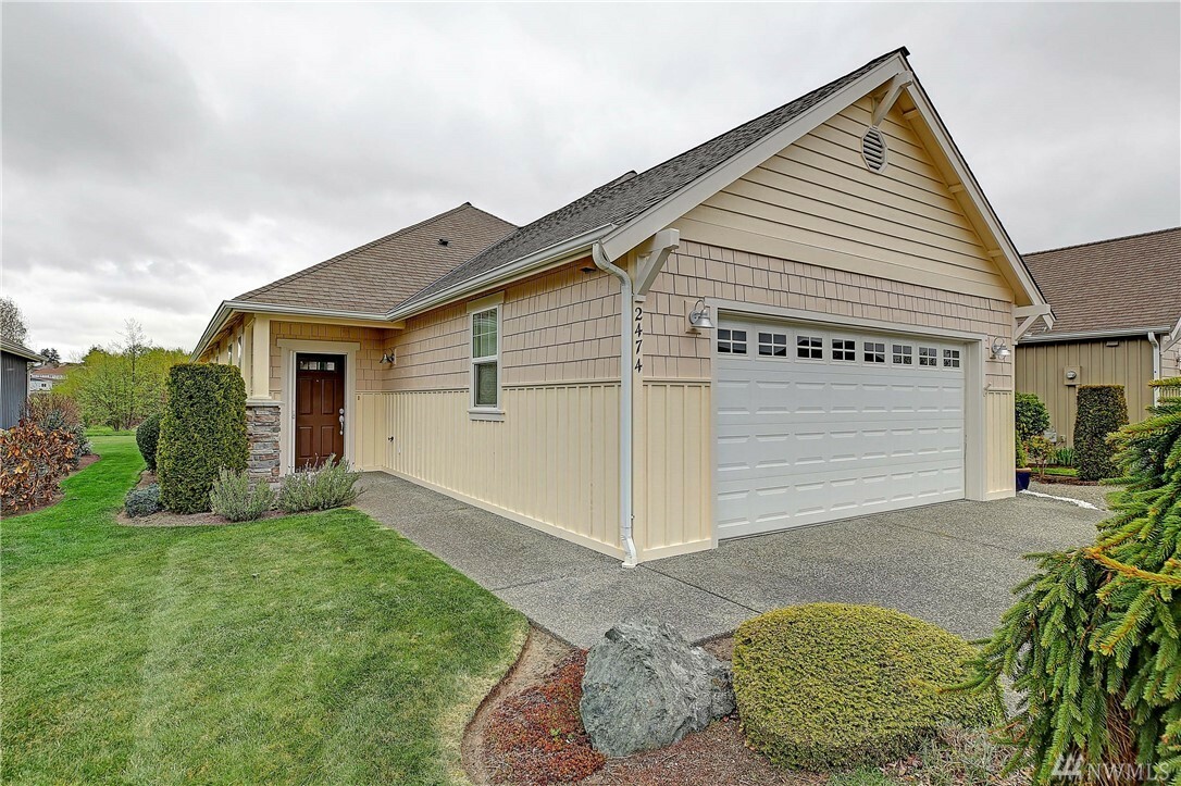 Property Photo:  2474 SW Winchester St  WA 98277 