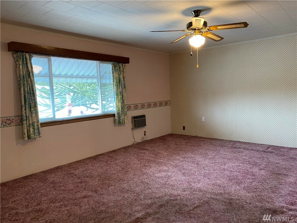Property Photo: 1610 Madison St WA 98584