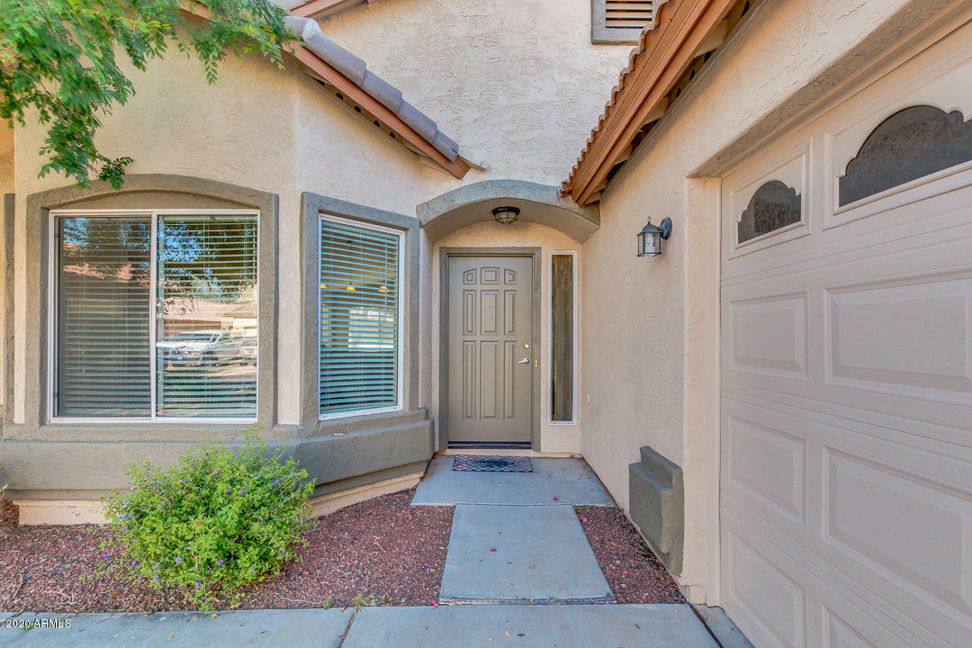 Property Photo:  4026 E Chambers Street  AZ 85040 