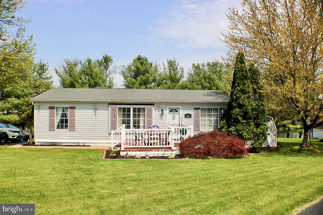 Property Photo:  103 Springfield Court  PA 17603 