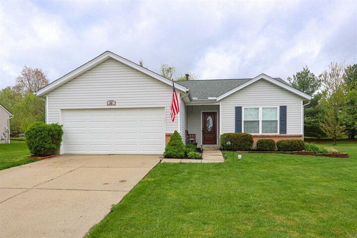 11 Oriole Ct  Amelia OH 45102 photo