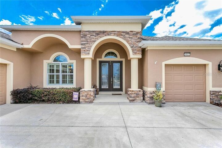 Property Photo:  8805 Bridgeport Bay Circle  FL 32757 