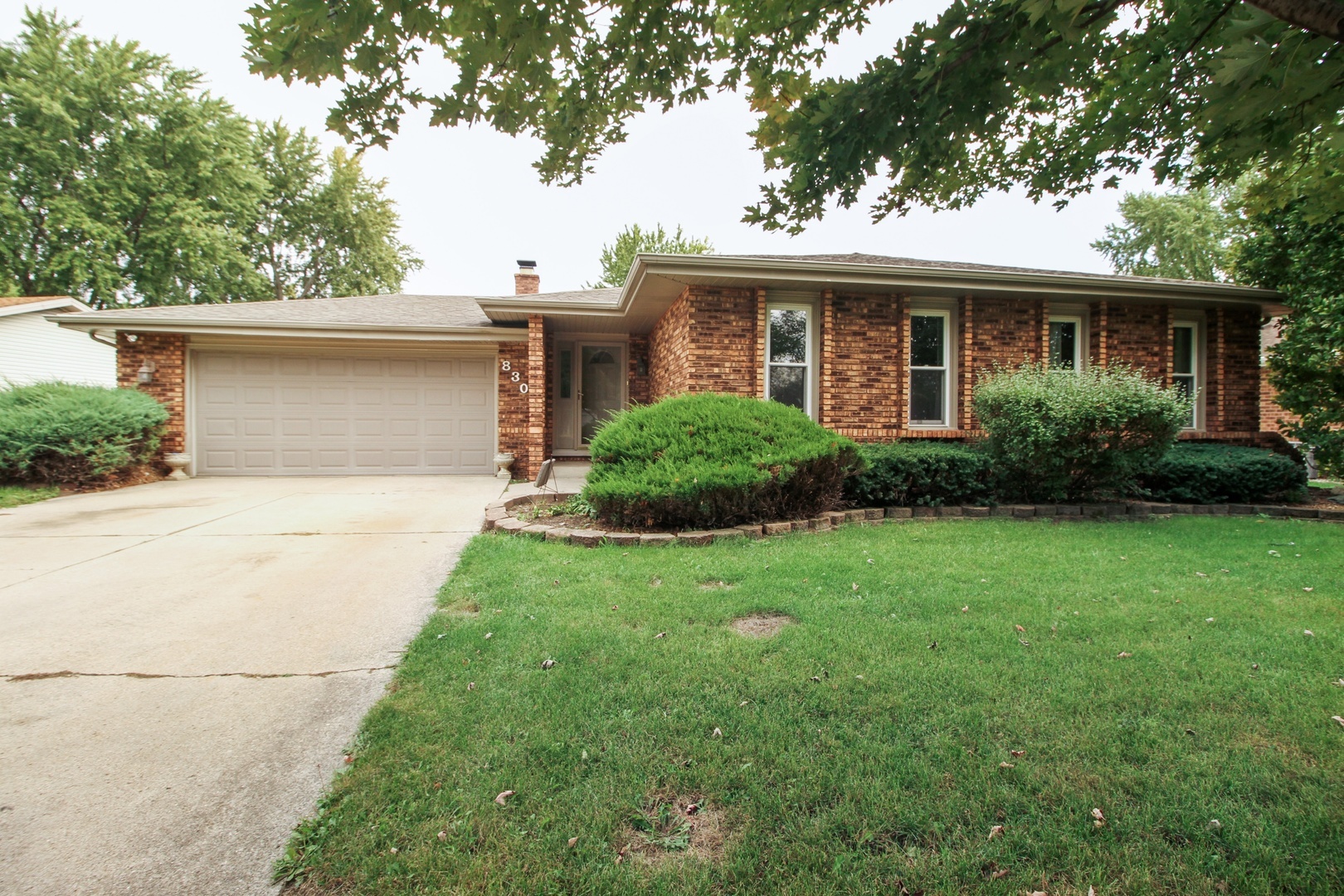 Property Photo:  830 Independence Drive  IL 60914 