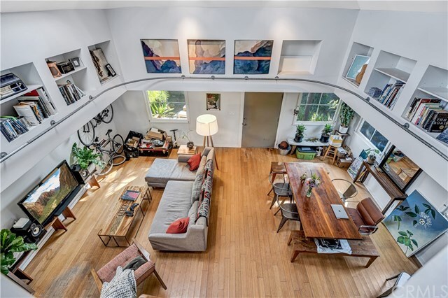 Property Photo: 961 Marco Place CA 90291