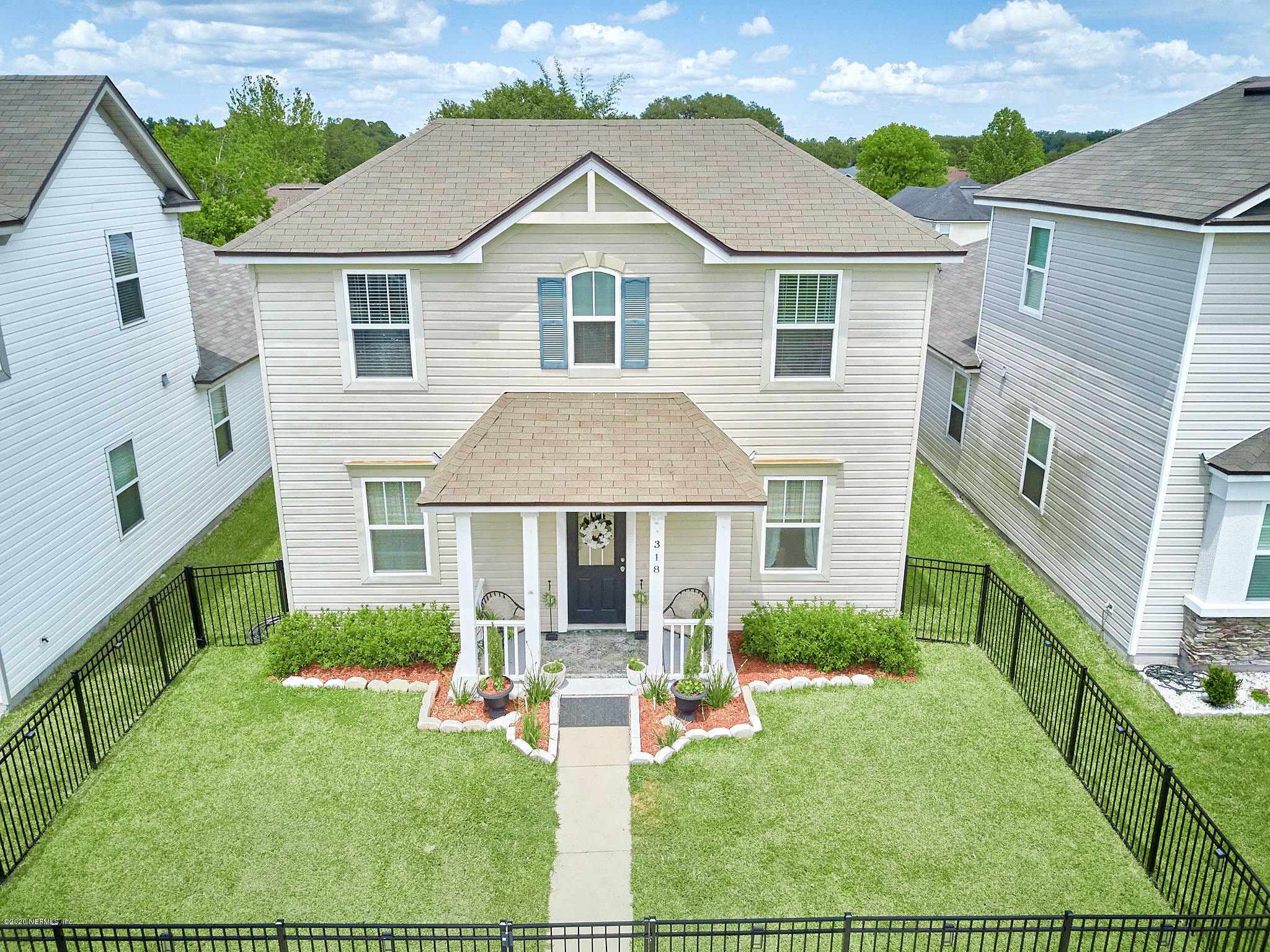 Property Photo: 318 Vineyard Lane FL 32073
