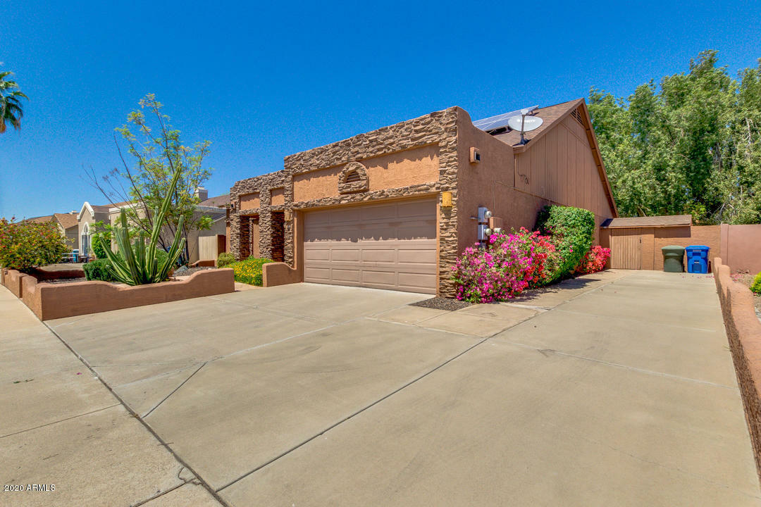 Property Photo:  4120 W Soft Wind Drive  AZ 85310 