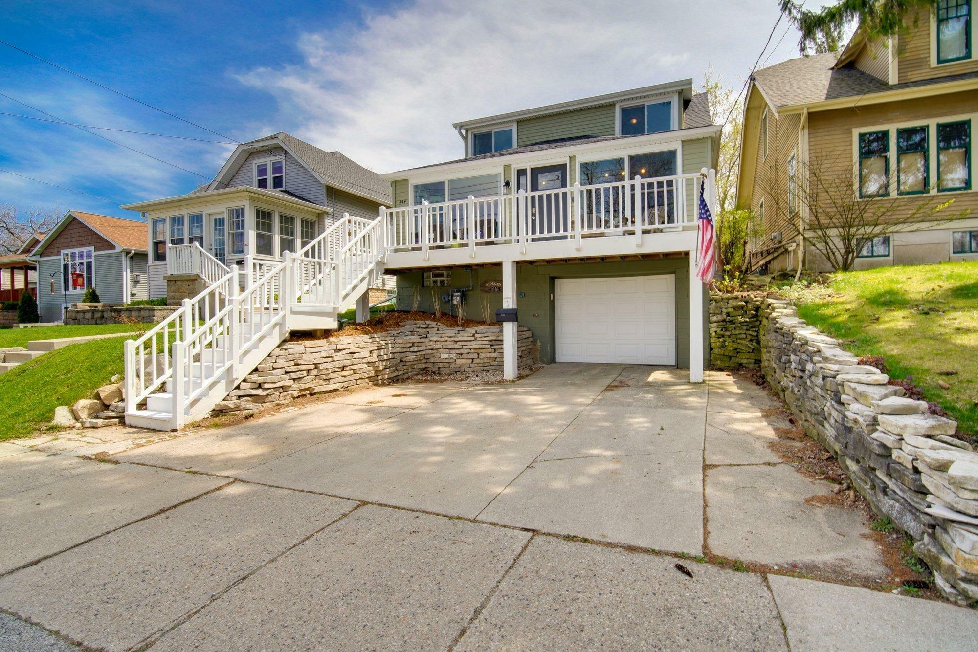 Property Photo: 344 Park Ave WI 53072