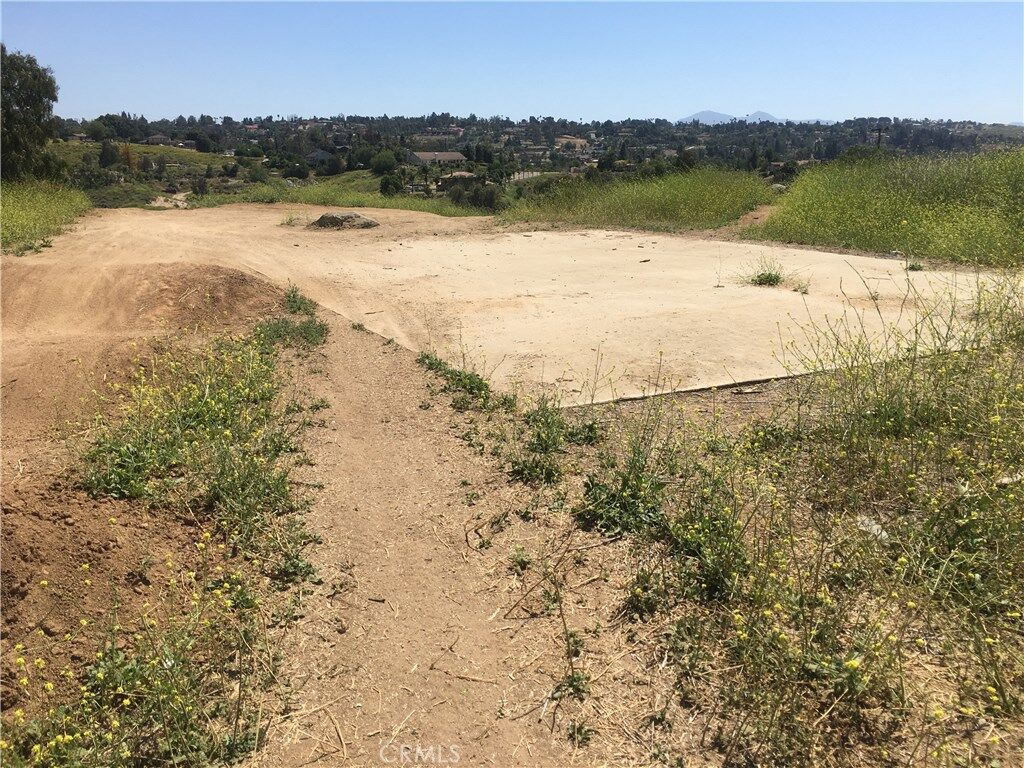 Property Photo:  7 Harbart  CA 92506 