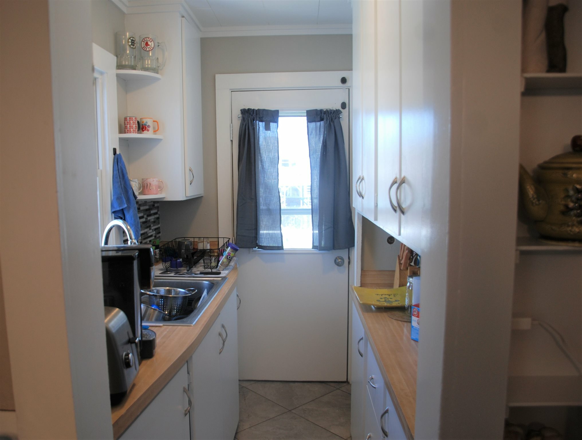 Property Photo:  47 Larch Street  NH 03045 