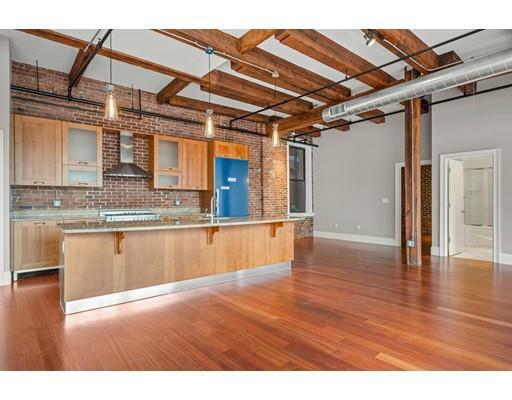 Property Photo:  126 N. Washington St. 2  MA 02114 