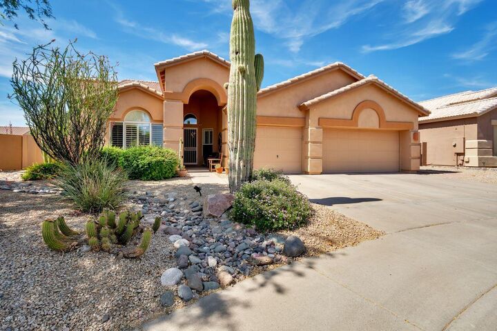 Property Photo: 4536 E Roy Rogers Road AZ 85331