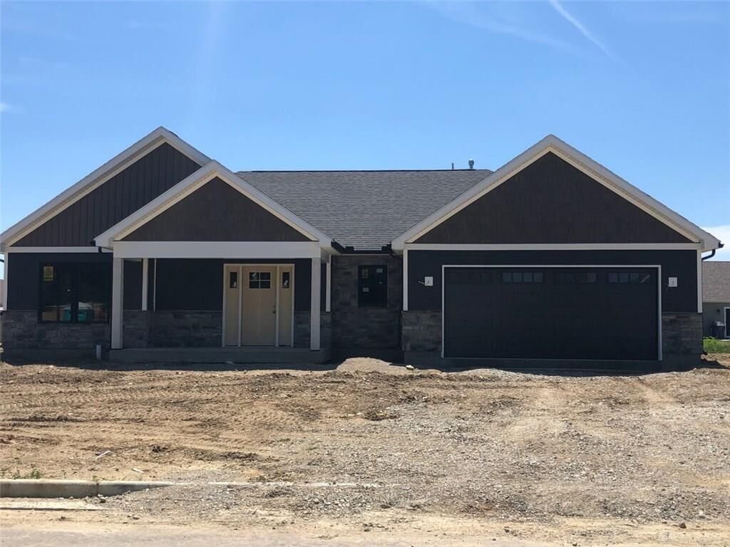 Property Photo: 2708 Executive Drive OH 45373